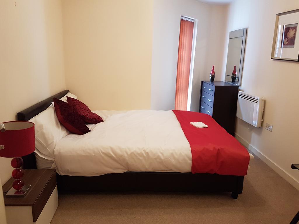 Two Bedrooms, Two Bath, Up To 3 Beds 1 Sofa - Slough Windsor Legoland Buitenkant foto